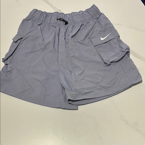 Nike Light Gray Cargo Shorts - Picture 1 of 4